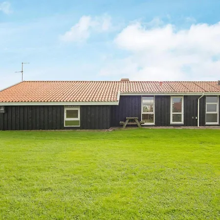 Holiday home 6 Person In *